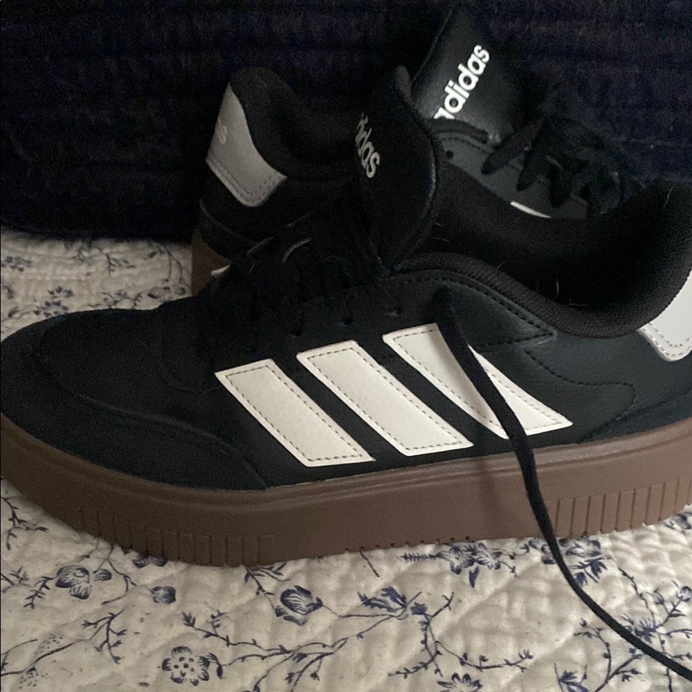 Adidas Black and White Sneakers Classic Design